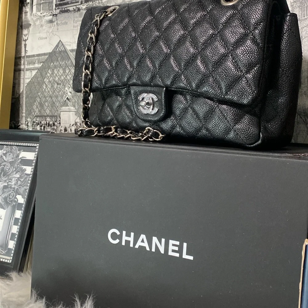Chanel Caviar Quilted Medium Double Flap Black 💃🏻 - Picture 5 of 12